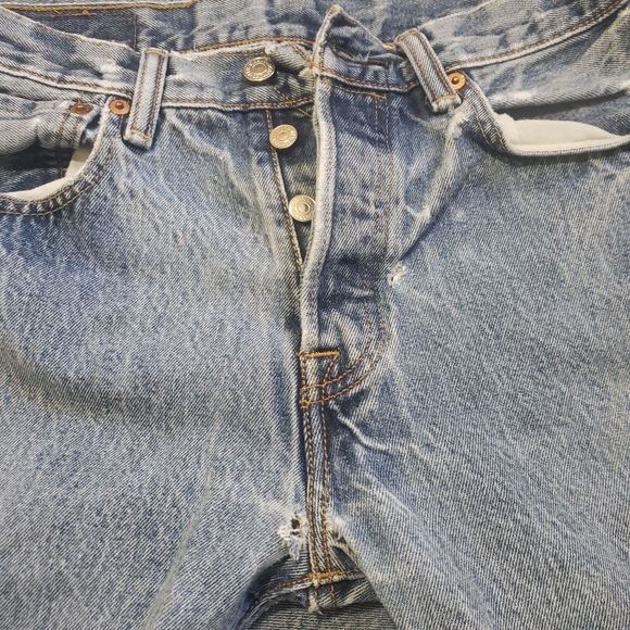 Levi's 501s Straight Leg High Rise Jeans [1 pair] - Picture 6 of 9